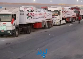 الهلال الأحمر المصري: قافلة “زاد العزة” الـ32 تحمل 1700 طن مساعدات إغاثية إلى غزة